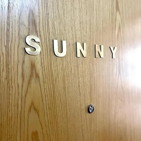 Sunny Apartment *