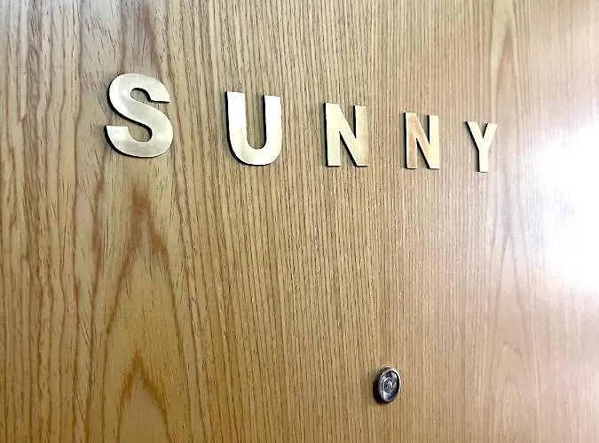 Sunny Apartment *